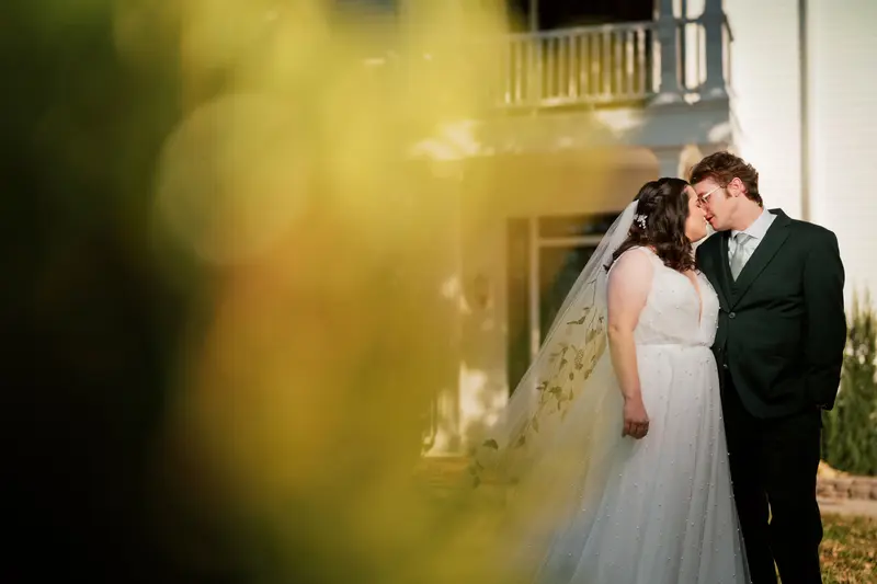 Wedding preview portrait with soft golden light