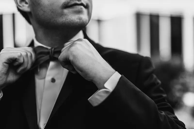 Wedding preview portrait, romantic and editorial